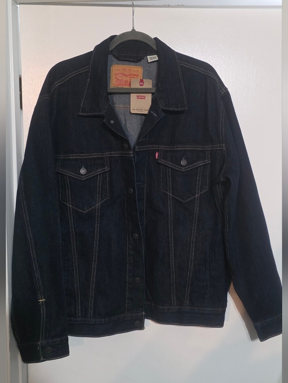 Levis Denim Trucker Jacket Blue Dark Wash Men Size XL NWT